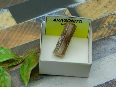 ARAGONITE ROCK STONE LAPIDARY SPECIMEN