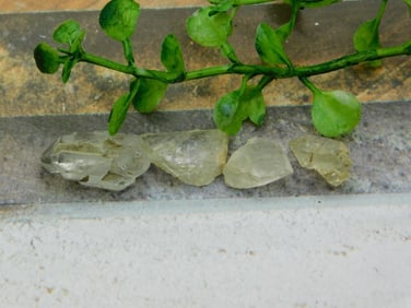 HERKIMER DIAMOND ROCK STONE LAPIDARY SPECIMEN