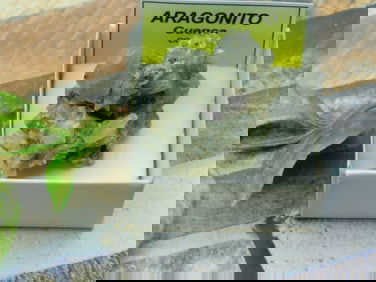 ARAGONITE ROCK STONE LAPIDARY SPECIMEN