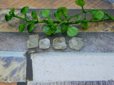 HERKIMER DIAMOND ROCK STONE LAPIDARY SPECIMEN