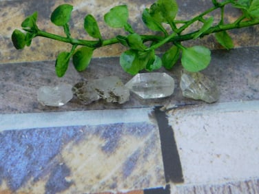 HERKIMER DIAMOND ROCK STONE LAPIDARY SPECIMEN