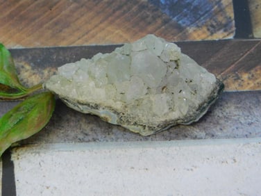 ROCK STONE LAPIDARY SPECIMEN