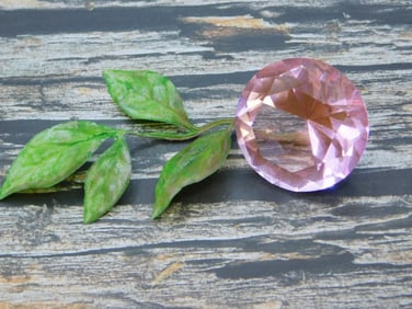 DISPLAY DIAMOND ROCK STONE LAPIDARY SPECIMEN