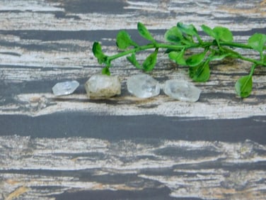 HERKIMER DIAMOND ROCK STONE LAPIDARY SPECIMEN