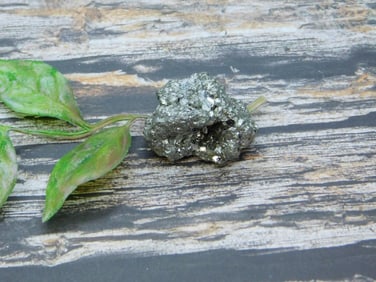 PYRITE ROCK STONE LAPIDARY SPECIMEN