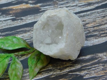 GEODE ROCK STONE LAPIDARY SPECIMEN