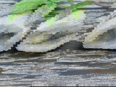 GEODE ROCK STONE LAPIDARY SPECIMEN