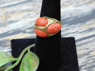 RING ROCK STONE LAPIDARY SPECIMEN