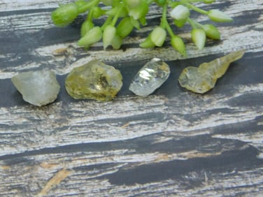 HERKIMER DIAMOND ROCK STONE LAPIDARY SPECIMEN