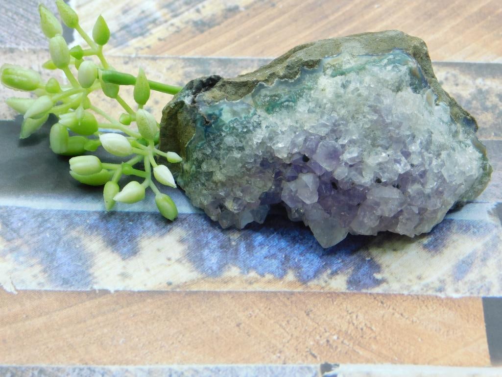 AMETHYST ROCK STONE LAPIDARY SPECIMEN: AMETHYST ROCK STONE LAPIDARY SPECIMEN