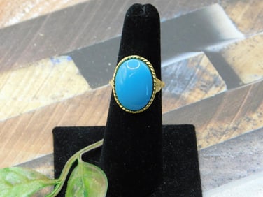 RING ROCK STONE LAPIDARY SPECIMEN