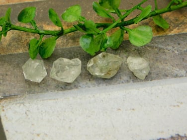 HERKIMER DIAMOND ROCK STONE LAPIDARY SPECIMEN