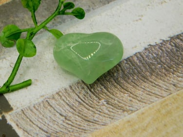 STONE HEART ROCK STONE LAPIDARY SPECIMEN