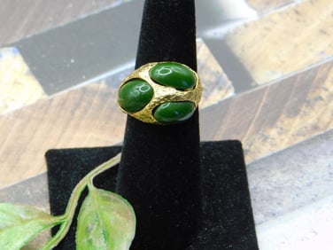 RING ROCK STONE LAPIDARY SPECIMEN