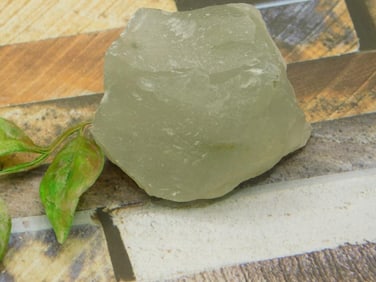 ROCK STONE LAPIDARY SPECIMEN