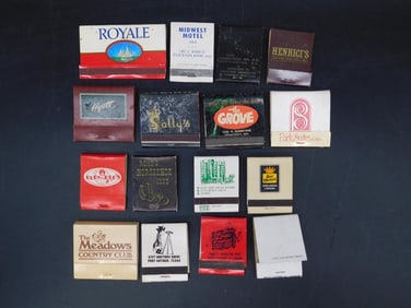 VINTAGE ADVERTISING MATCH BOOKS