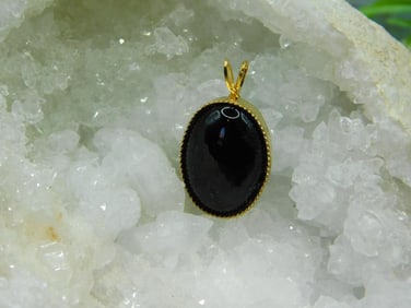 OBSIDIAN PENDANT ROCK STONE LAPIDARY SPECIMEN