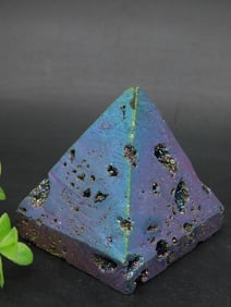 DRUZY TITANIUM PYRAMID Rock Stone Lapidary Specimen