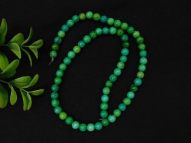 Green Beads Rock Stone Lapidary Specimen