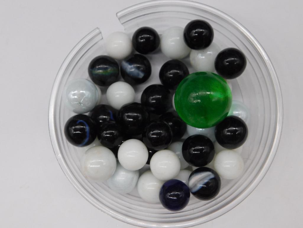 VINTAGE GLASS MARBLES: VINTAGE GLASS MARBLES