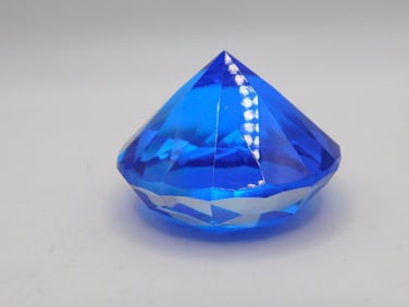 DISPLAY DIAMOND ROCK STONE LAPIDARY SPECIMEN