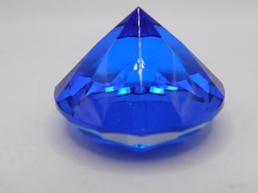 DISPLAY DIAMOND ROCK STONE LAPIDARY SPECIMEN