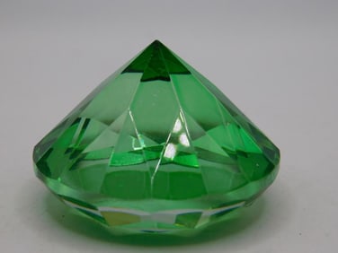 DISPLAY DIAMOND ROCK STONE LAPIDARY SPECIMEN