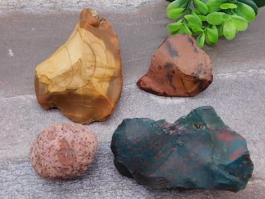 MIXED LOT ROCK STONE LAPIDARY SPECIMEN
