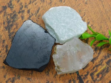 MIXED LOT ROCK STONE LAPIDARY SPECIMEN