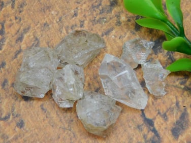 HERKIMER DIAMOND ROCK STONE LAPIDARY SPECIMEN