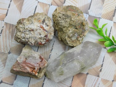 MIXED LOT ROCK STONE LAPIDARY SPECIMEN