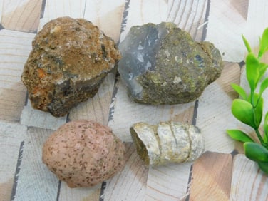 MIXED LOT ROCK STONE LAPIDARY SPECIMEN