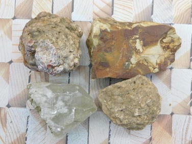 MIXED LOT ROCK STONE LAPIDARY SPECIMEN