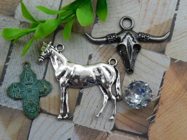 MIXED PENDANTS ROCK STONE LAPIDARY SPECIMEN