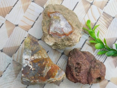 MIXED LOT ROCK STONE LAPIDARY SPECIMEN