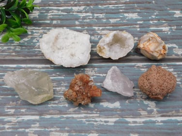 MIXED LOT ROCK STONE LAPIDARY SPECIMEN