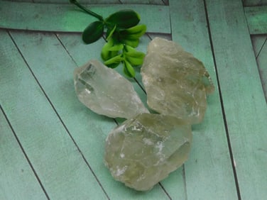 QUARTZ ROCK STONE LAPIDARY SPECIMEN