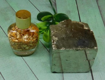 MIXED LOT ROCK STONE LAPIDARY SPECIMEN