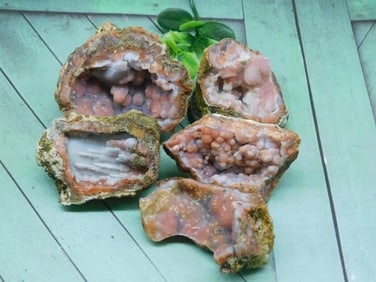 CAVE GEODE ROCK STONE LAPIDARY SPECIMEN