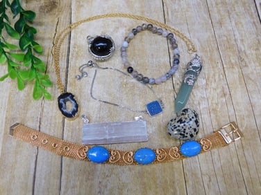 MIXED LOT ROCK STONE LAPIDARY SPECIMEN