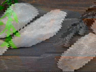 ROSE QUARTZ ROCK STONE LAPIDARY SPECIMEN