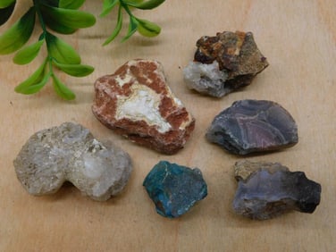 MIXED ROUGH LOT ROCK STONE LAPIDARY SPECIMEN