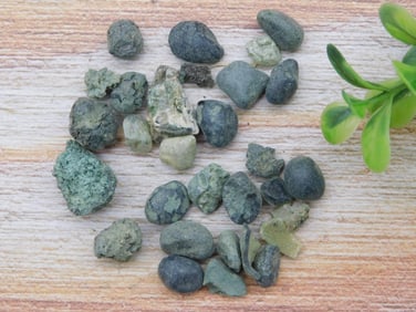 NORTH DAKOTA NEEDLE PEAK AGATE ROCK STONE LAPIDARY SPECIMEN