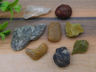 MIXED ROUGH LOT ROCK STONE LAPIDARY SPECIMEN