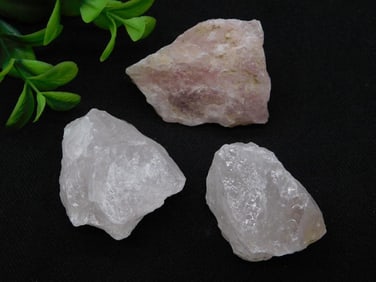 ROSE AND STRAWBERRY QUARTZ ROCK STONE LAPIDARY SPECIMEN