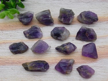AMETHYST ROCK STONE LAPIDARY SPECIMEN