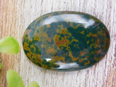 BLOODSTONE CABOCHON ROCK STONE LAPIDARY SPECIMEN