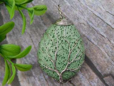GREEN LAVA ROCK WIRE-WRAPPED PENDANT ROCK STONE LAPIDARY SPECIMEN