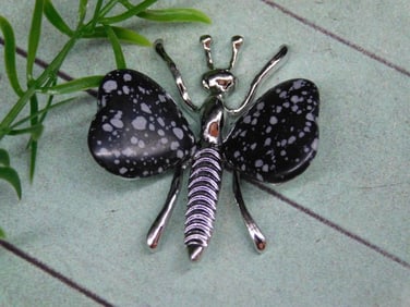 SNOWFLAKE OBSIDIAN BUG VINTAGE ANTIQUE