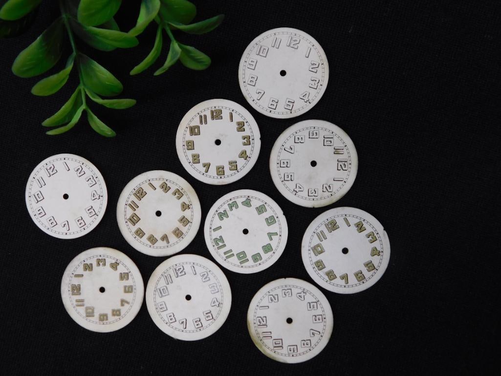 10 Vintage Watch Dials in Mixed Designs WATCHMAKER WATCHMAKING TOOLS (1 of 3)